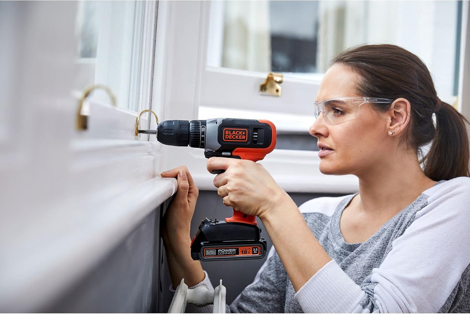 Taladro Atornillador BLACK+DECKER BCD001