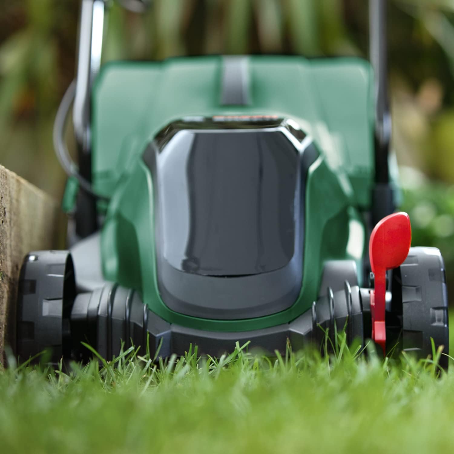 Cortacésped Bosch Home and Garden
