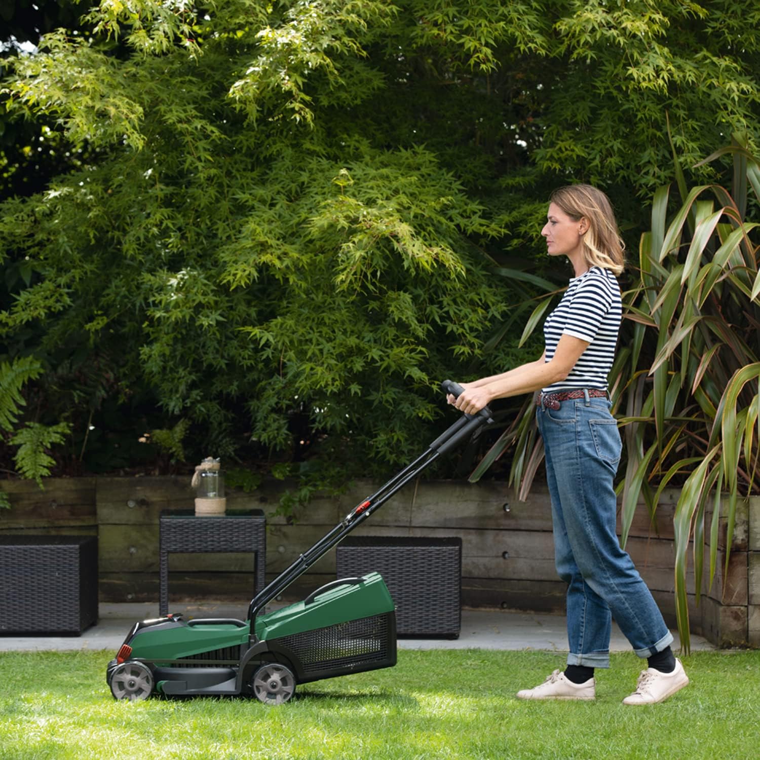 Cortacésped Bosch Home and Garden