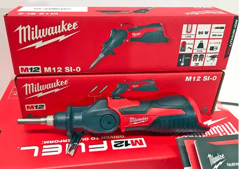 Soldador Milwauke M12