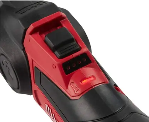Soldador Milwauke M12