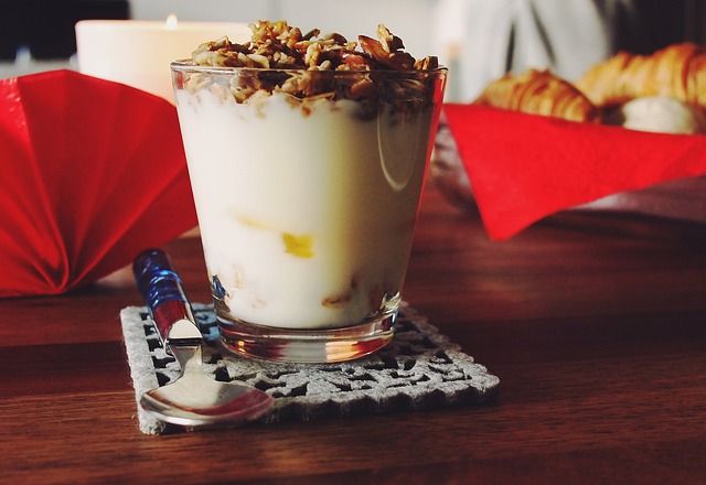 Yogur de Coco con Granola